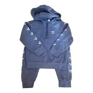 Kids' Adidas Sweatsuit - Stylish & Comfy Sportswear!